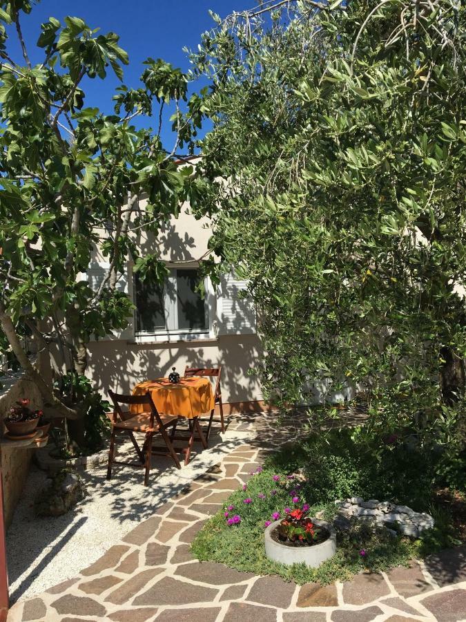 מדולין Leca- Small House מראה חיצוני תמונה